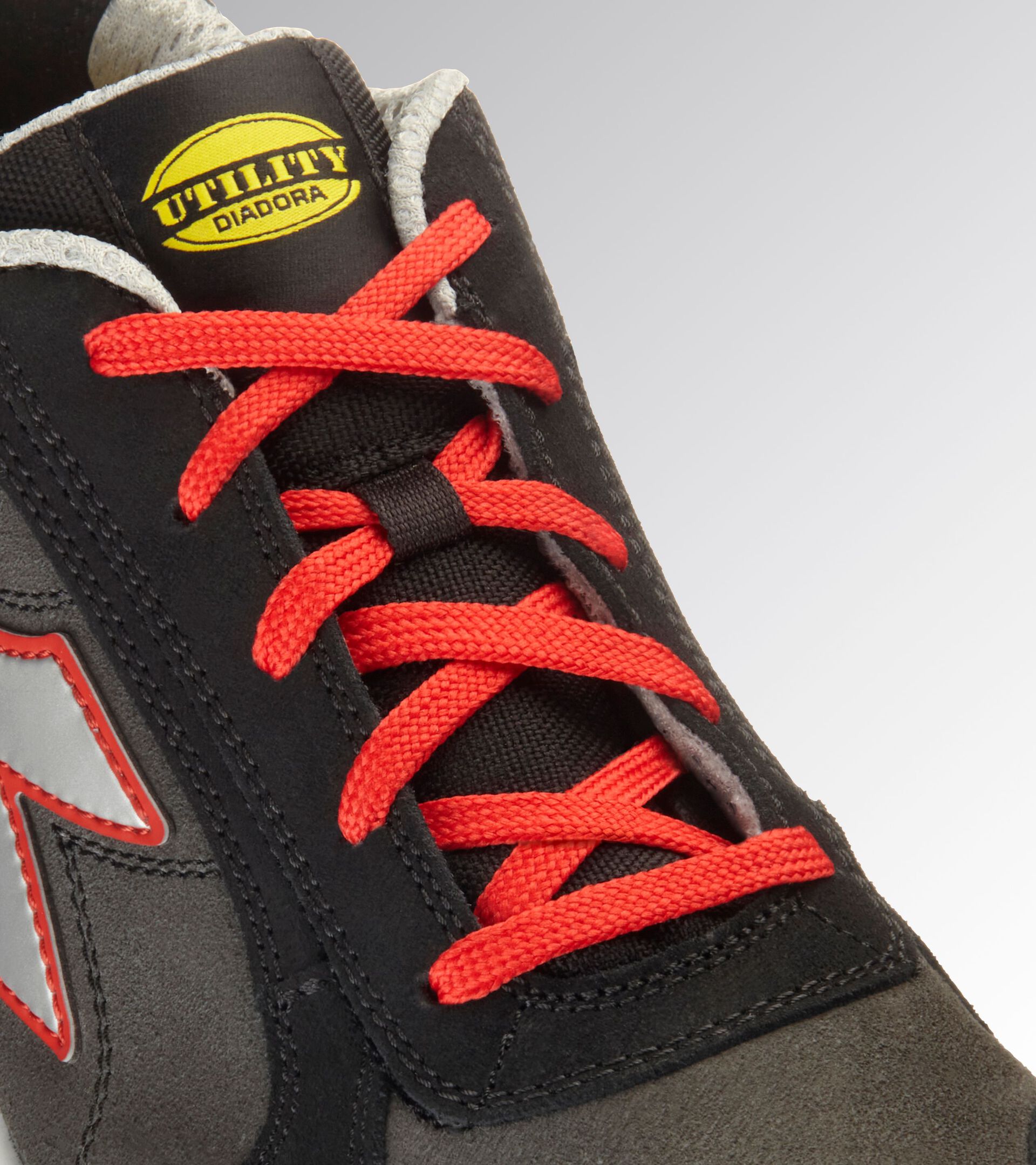 Scarpa antinfortunistica bassa RUN NET AIRBOX LOW S3S FO SR GRIGIO ASFALTO/ARGENTO/ROSSO - Utility