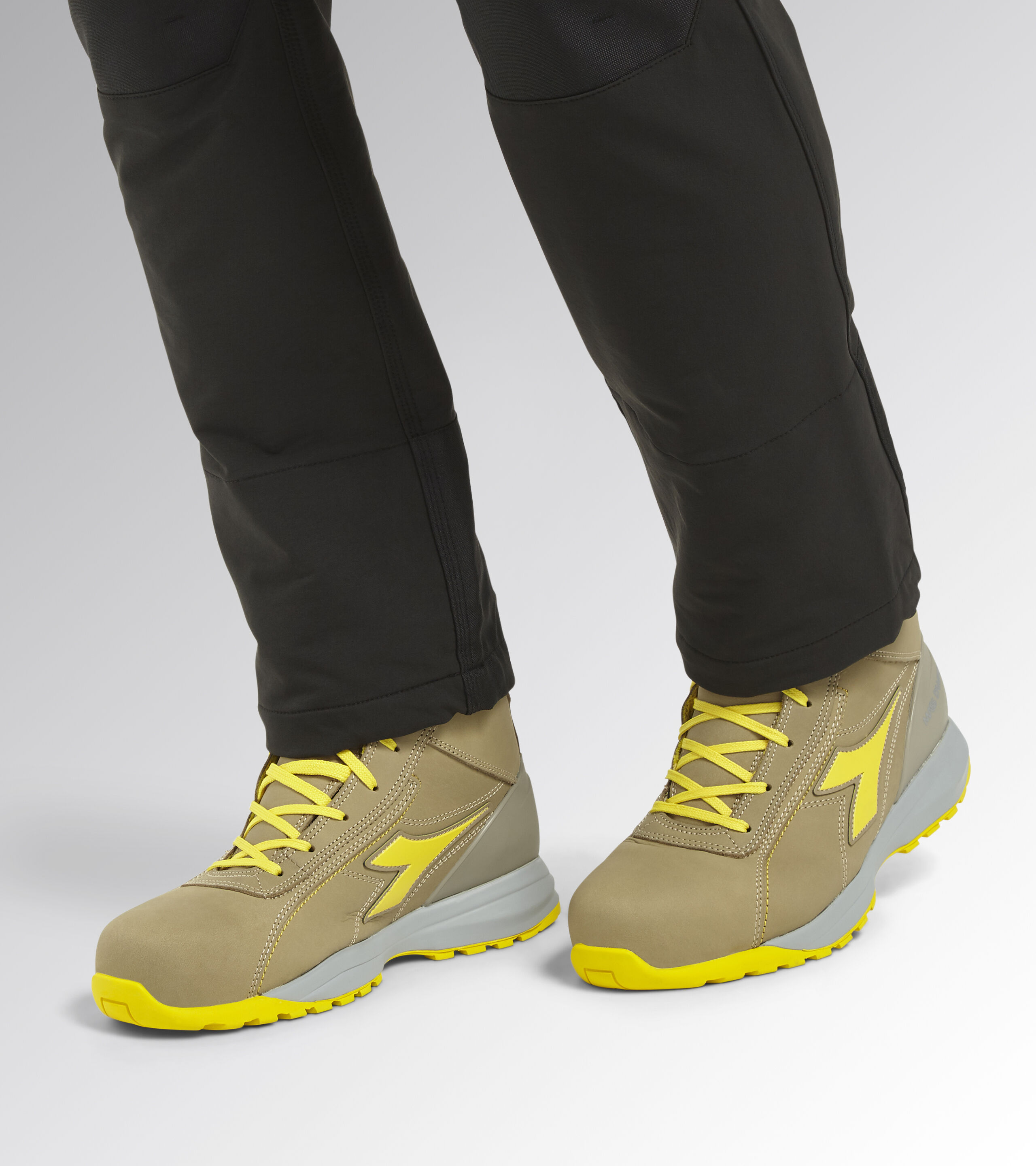 Zapatos seguridad discount diadora mujer jeans